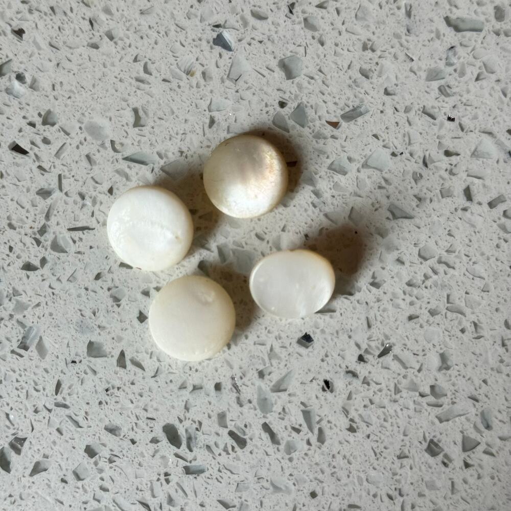 4 Vintage Round Mother Of Pearl Shell Shank Sewing Buttons Crafting Notion DIY
